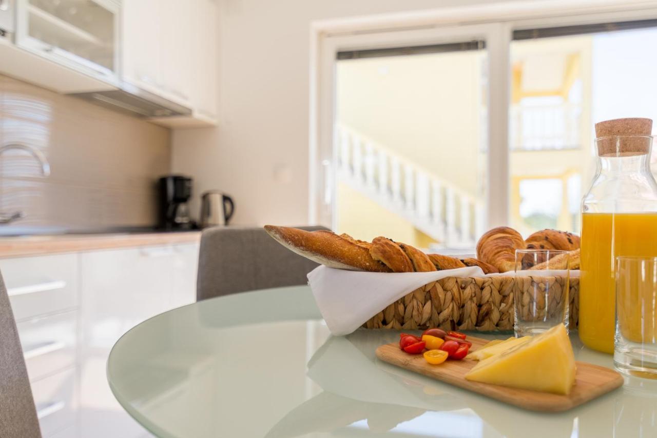 Enona Apartment Nin
