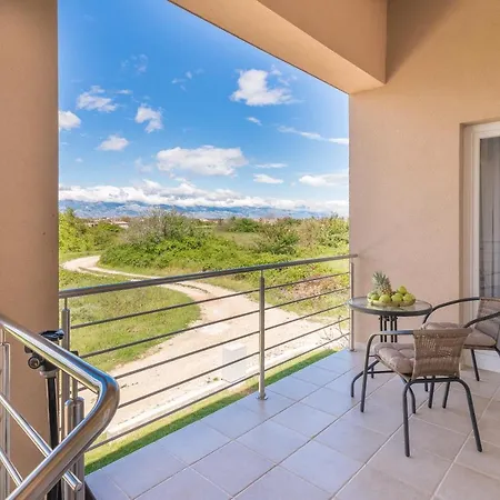 Apartments Enona Nin Zewnętrze zdjęcie