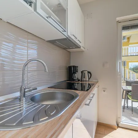 Apartments Enona Nin Zewnętrze zdjęcie