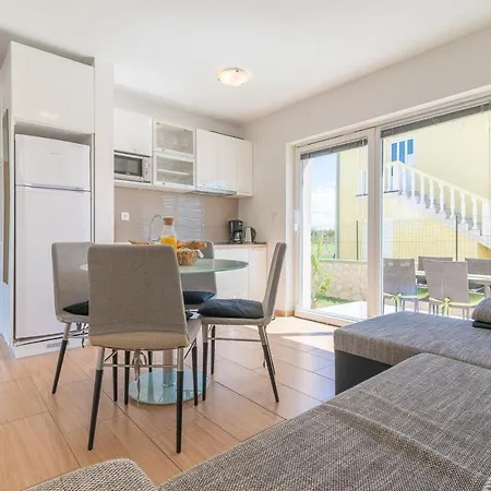 Apartments Enona Nin Zewnętrze zdjęcie