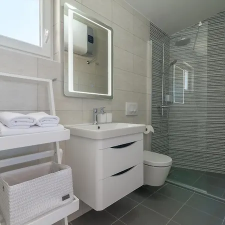 Apartments Enona Nin Zewnętrze zdjęcie